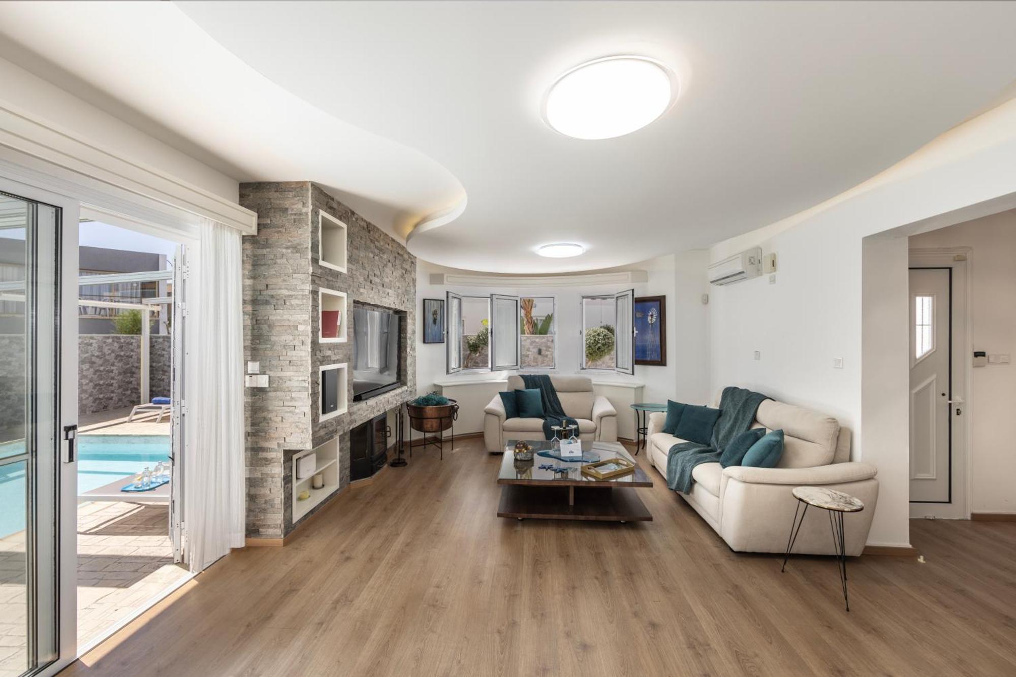 Accomoteleia Crystal Lagoon Villa Protaras Ngoại thất bức ảnh